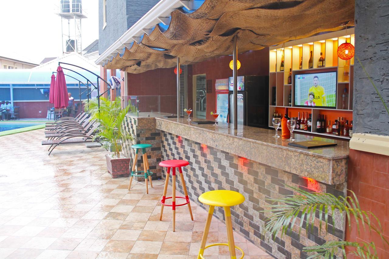 De Santiago Milan Hotel Lagos Exterior foto