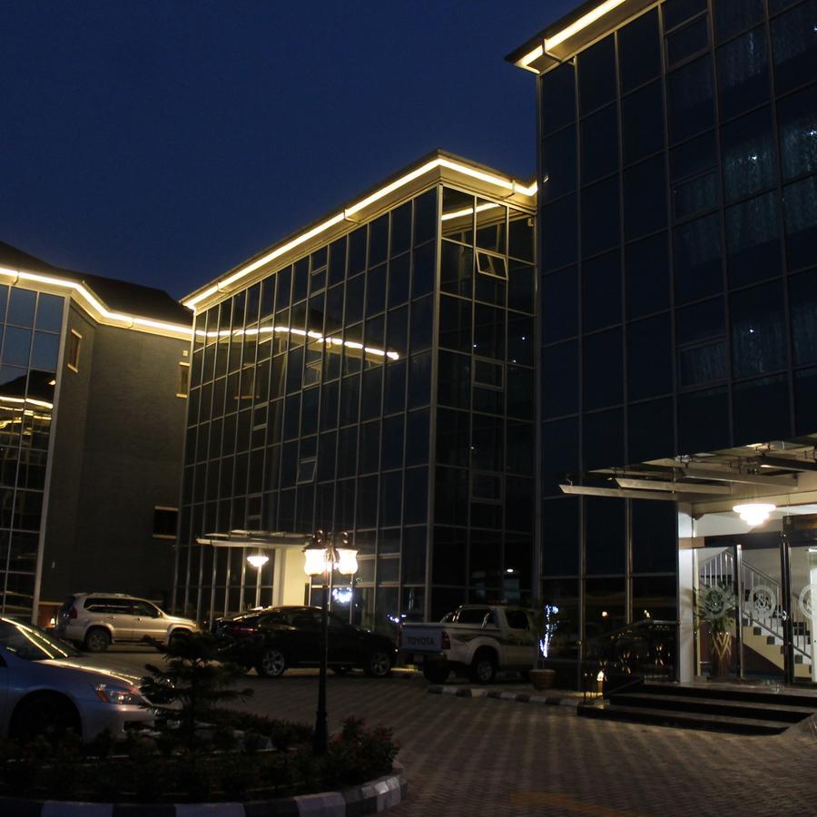 De Santiago Milan Hotel Lagos Exterior foto